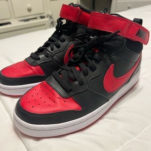 Nike Court Borough Mid 2